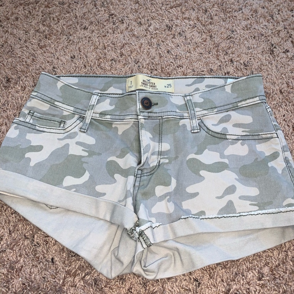 Camo jean shorts
